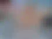 Nuda con calze abbronzate, prego di essere allevata dal tuo giovane cazzo mentre ti stuzzico con il mio corpo da milf e mi fotto con il mio giocattolo. Fantasia di impregnazione.