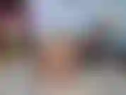 Raccolta di spettacoli in webcam con me che indosso collant neri trasparenti, ti stuzzico con il mio culo, mi strofino e mi sditalino la figa, incoraggiandoti a venire mentre guardi.