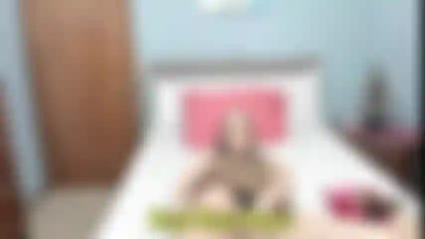 Modellatrice di collant in raso12-28-23.