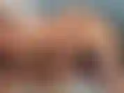 Sessione in cam registrata con indosso stivali di pelle nera che mi scopano la figa con un dildo. Parolacce, joi.