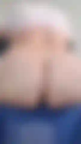 Ho un grosso culo che si strofina sul dildo e un delizioso anale.