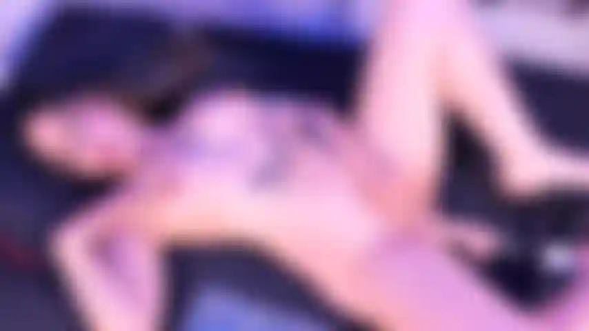 Gioco con la mia macchina del sesso.