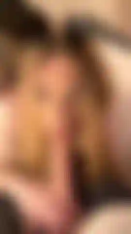 Bunny girl che avvolge le sue leccate intorno al tuo cazzo: 1 minuto di divertimento pov con una suzione di cazzo!