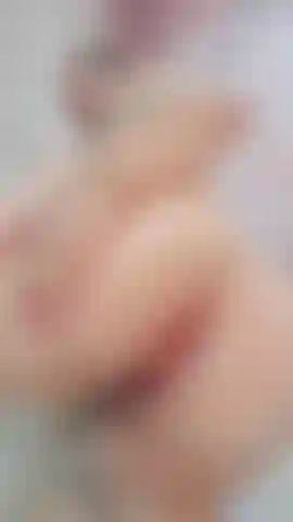 Il tuo cazzo nel mio culo. Mettilo tutto dentro.