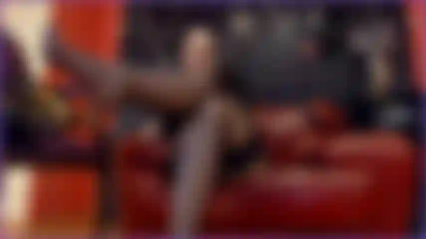 feet worship..bow down and lick my pretty toes one by one