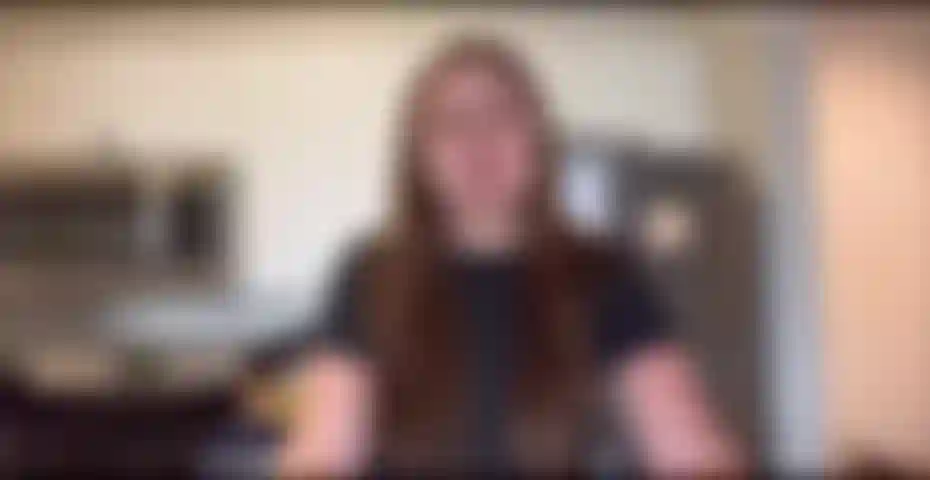 Uso il dildo del mio amico!