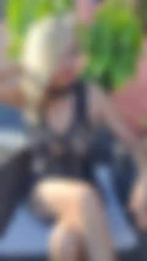 Pose nu en nuisttes sexy.