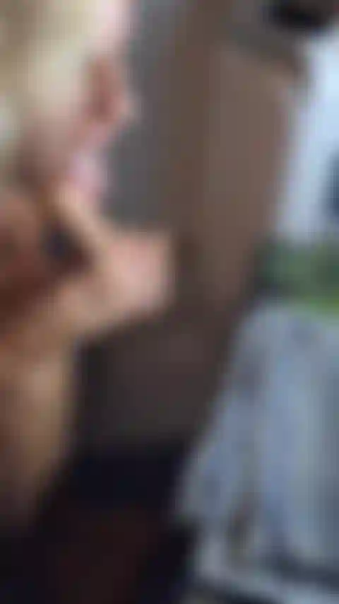 Adoro masturbarmi guardandoti, giocattolo, dita nella mia bellissima figa.