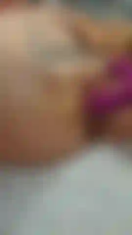 Il mio piccolo piacere, un orgasmo con il mio vibratore.