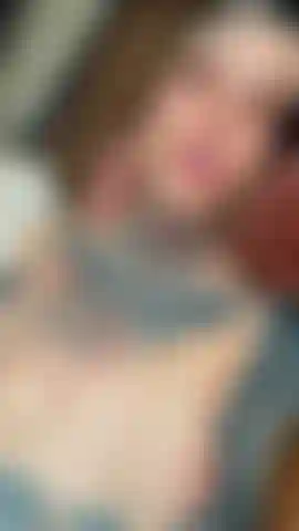 my belly was super grumbly in the morning. i tease you with my tits and let you listen as my stomach gurgles and rumbles.