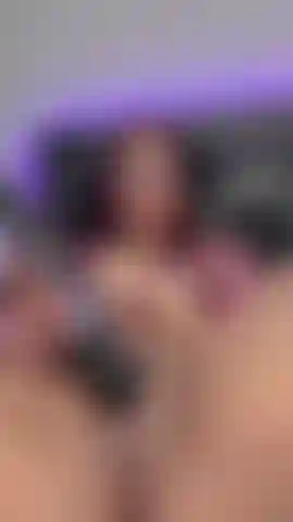 Mi sono sentita così eccitata che ho dovuto toccarmi la figa, e ho avuto un orgasmo intensissimo, vuoi leccarla? #Pelosa #sborra #eccitata #domi.