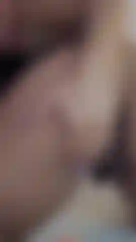 I'm playing with my asshole close to the camera, do you want to eat my hairy ass?  #zom #asshole #Anal #Bigass