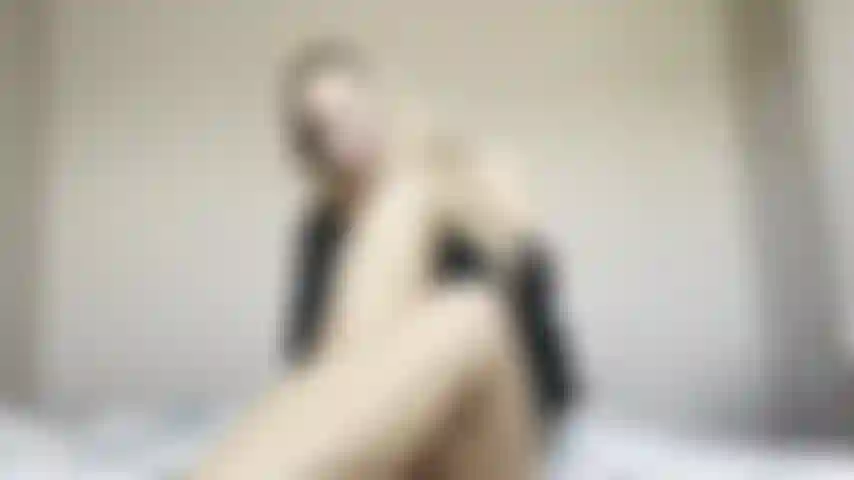 Solo 14/09/2023. Cowgirl al contrario. Succhia il mio dildo e rimbalzaci sopra.