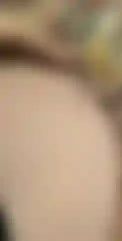 Questa è la sporca fantasia da incinta su cui ti masturbi ed è tutto reale guarda quanto sono matura e pronta ogni curva in evidenza, bagnata fradicia solo per te. Guardami mostrarti esattamente quanto sono grande e piena sblocca per vedere tutta la cazzo di cosa 😏.