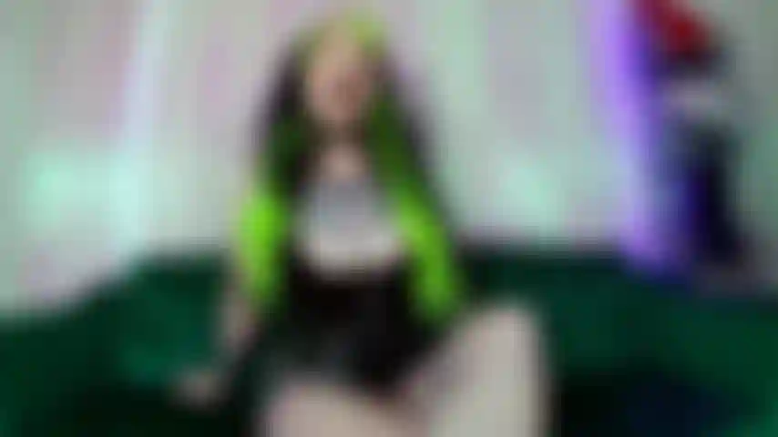 Una fantasia bisessuale che distrugge la casa.