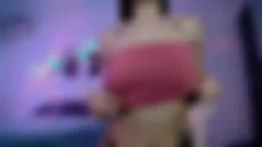 Mi occupo di massaggi alle tette e giochi con i capezzoli <3.