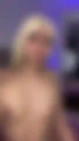 Ti mostro le mie belle tette.